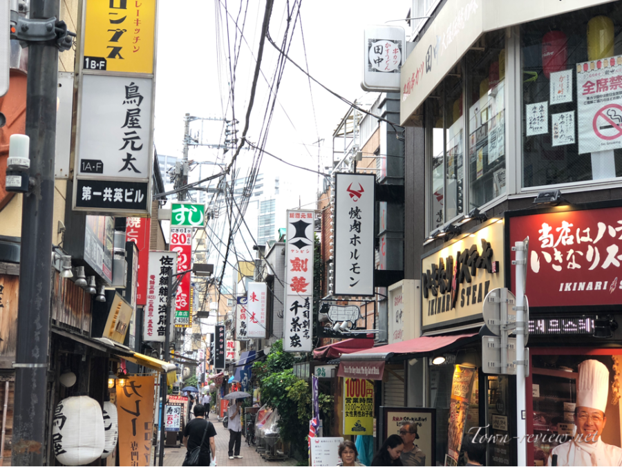 【三田駅】ってどんな街?慶應学生街とオフィス街の2つの顔 - 東京ってどんな街?